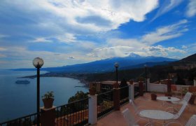 Taormina-1